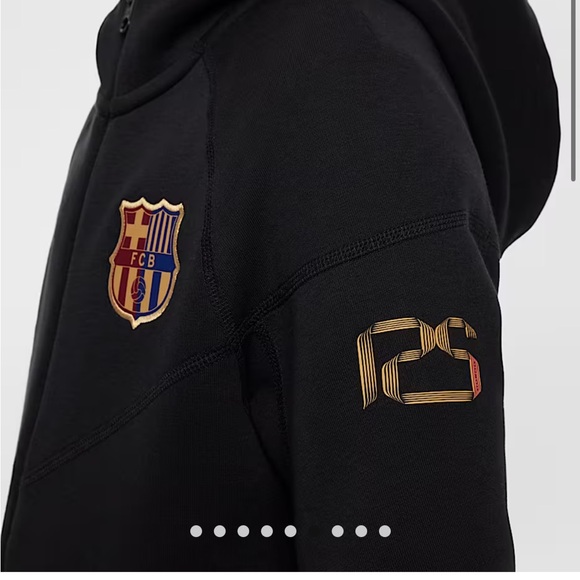 FC Barcelona Nike Tech Fleece - Picture 10 of 10
